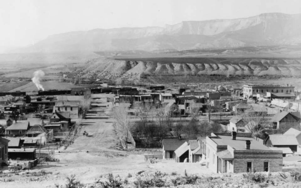 Old Historical Photo Of Rifle Colorado